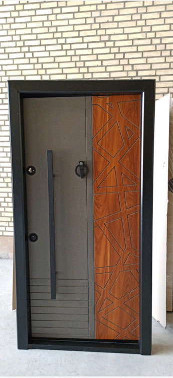 درب ورودی آپارتمانی ضدسرقت لامینوکس طرح رادین ضد دیلم