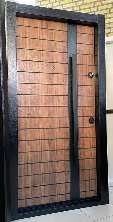 درب ورودی آپارتمانی ضدسرقت لامینوکس مدل ماهور ضد دیلم