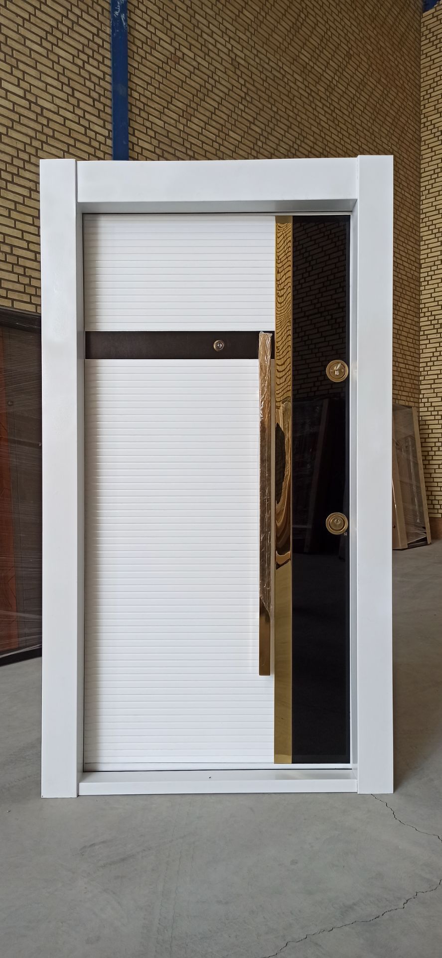 درب رودی آپارتمانی مدل ورتی گلس رنگ سفید